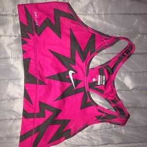 Sports bra